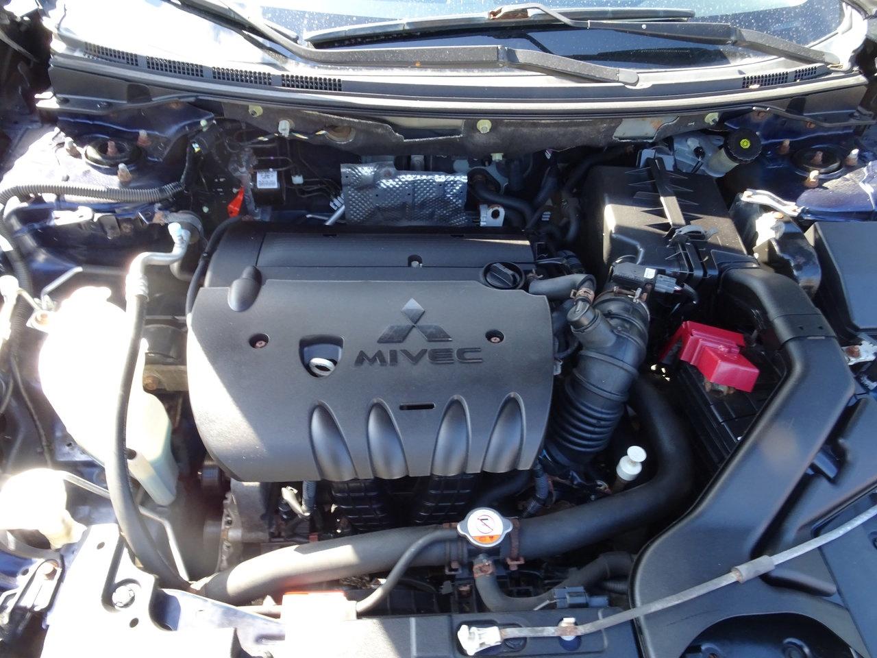 2014 Mitsubishi Lancer SE - Photo #17
