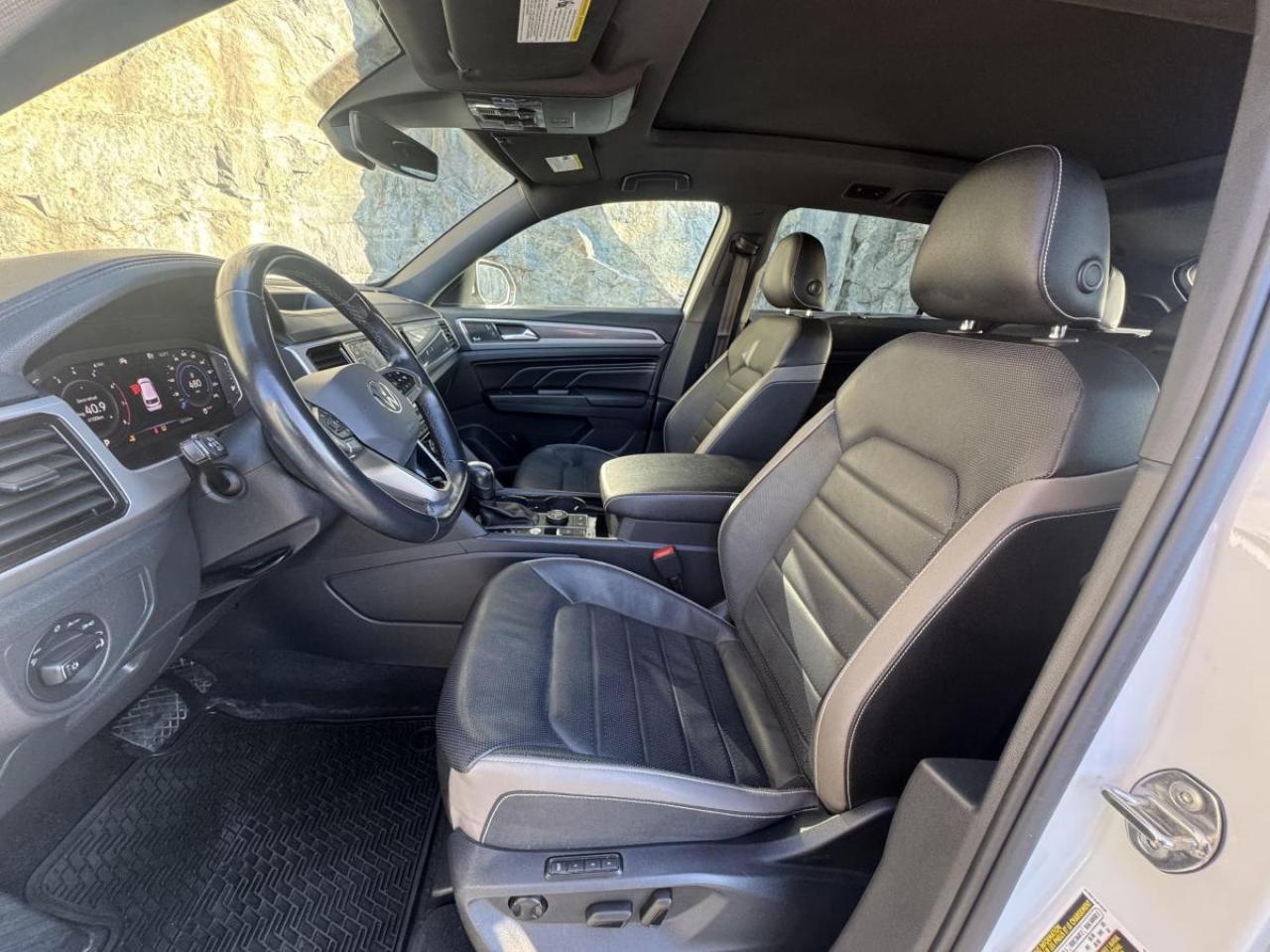 2020 Volkswagen Atlas Cross Sport Execline 3.6 FSI 4MOTION Photo