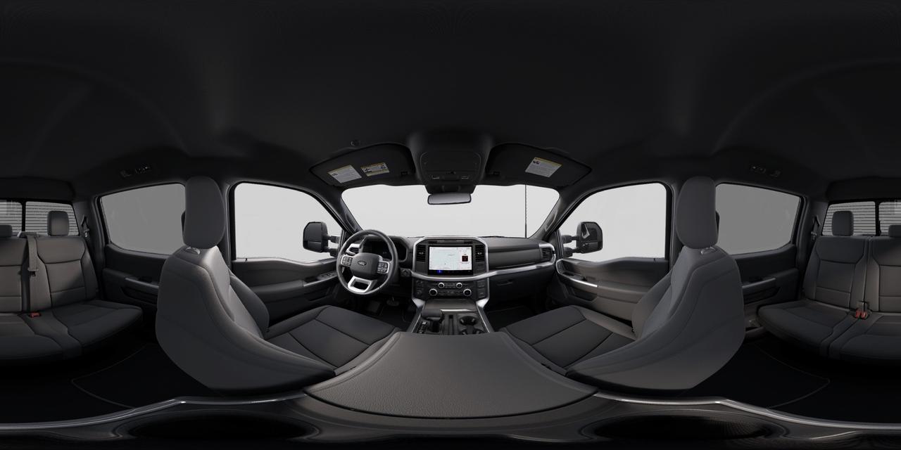 2025 Ford F-150 XLT Photo