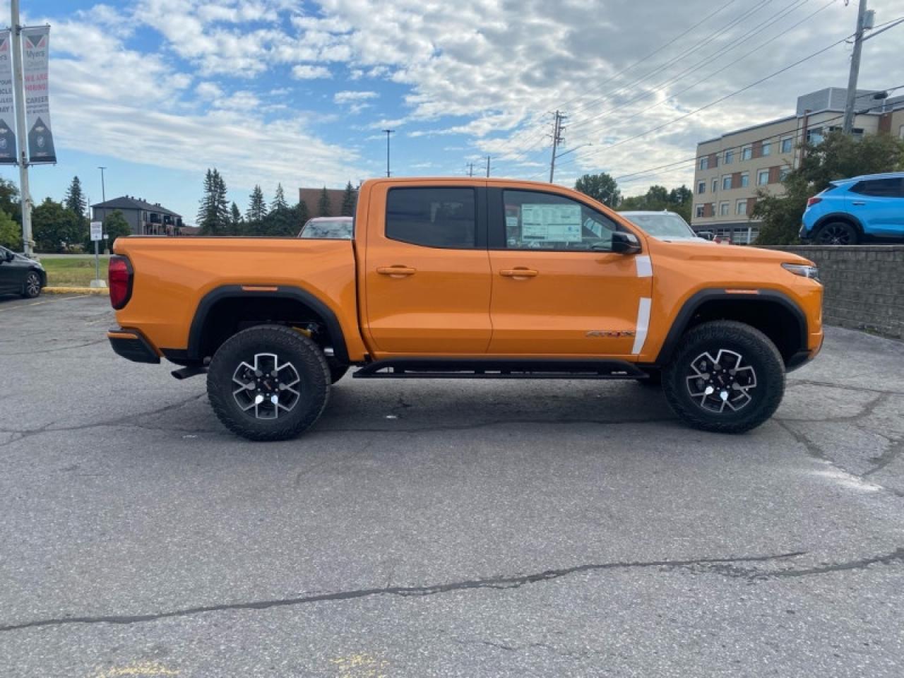 2026 GMC Canyon AT4X  - Leather Seats Photo