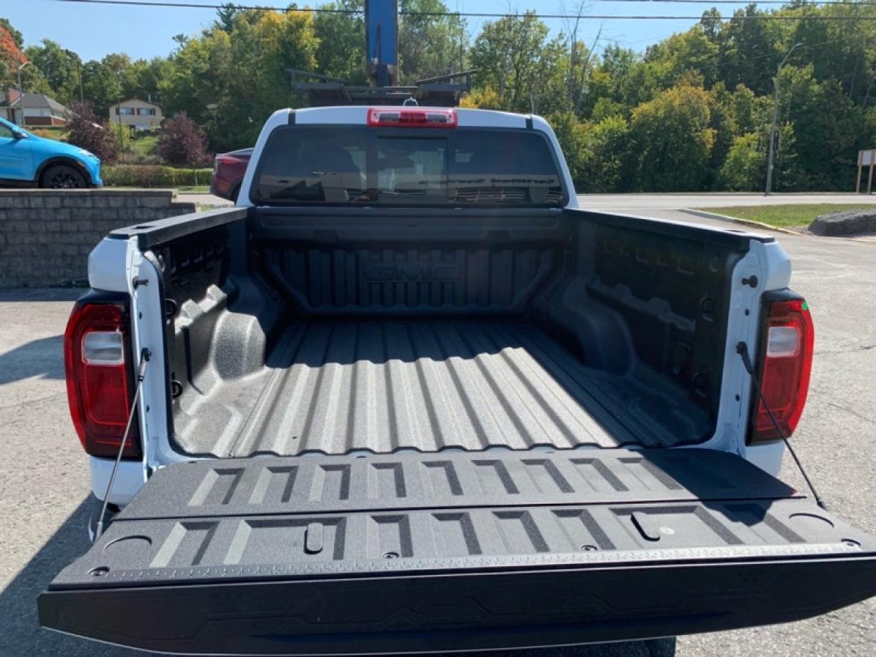 2026 GMC Canyon AT4  - Leather Seats - Premium Package Photo