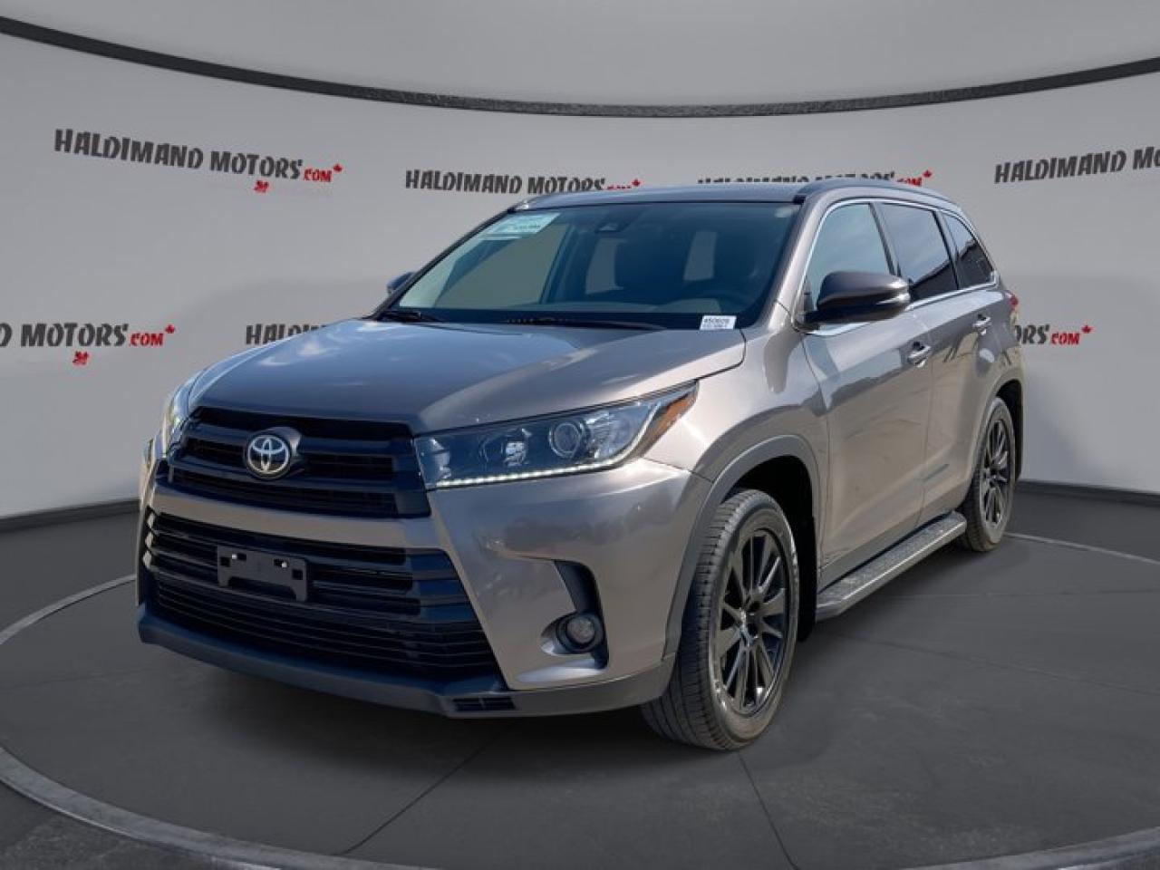 Used 2019 Toyota Highlander SE AWD for sale in Cayuga, ON