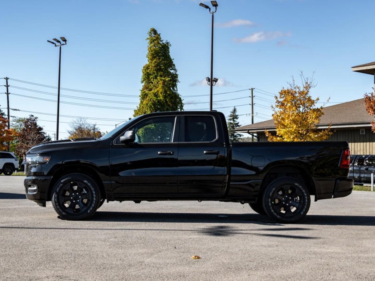 2025 RAM 1500 TRADESMAN Photo4