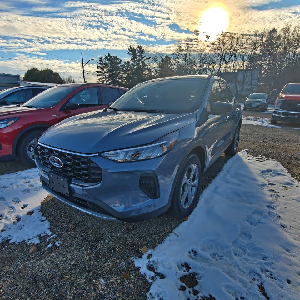 2025 Ford Escape ST-Line AWD Photo0