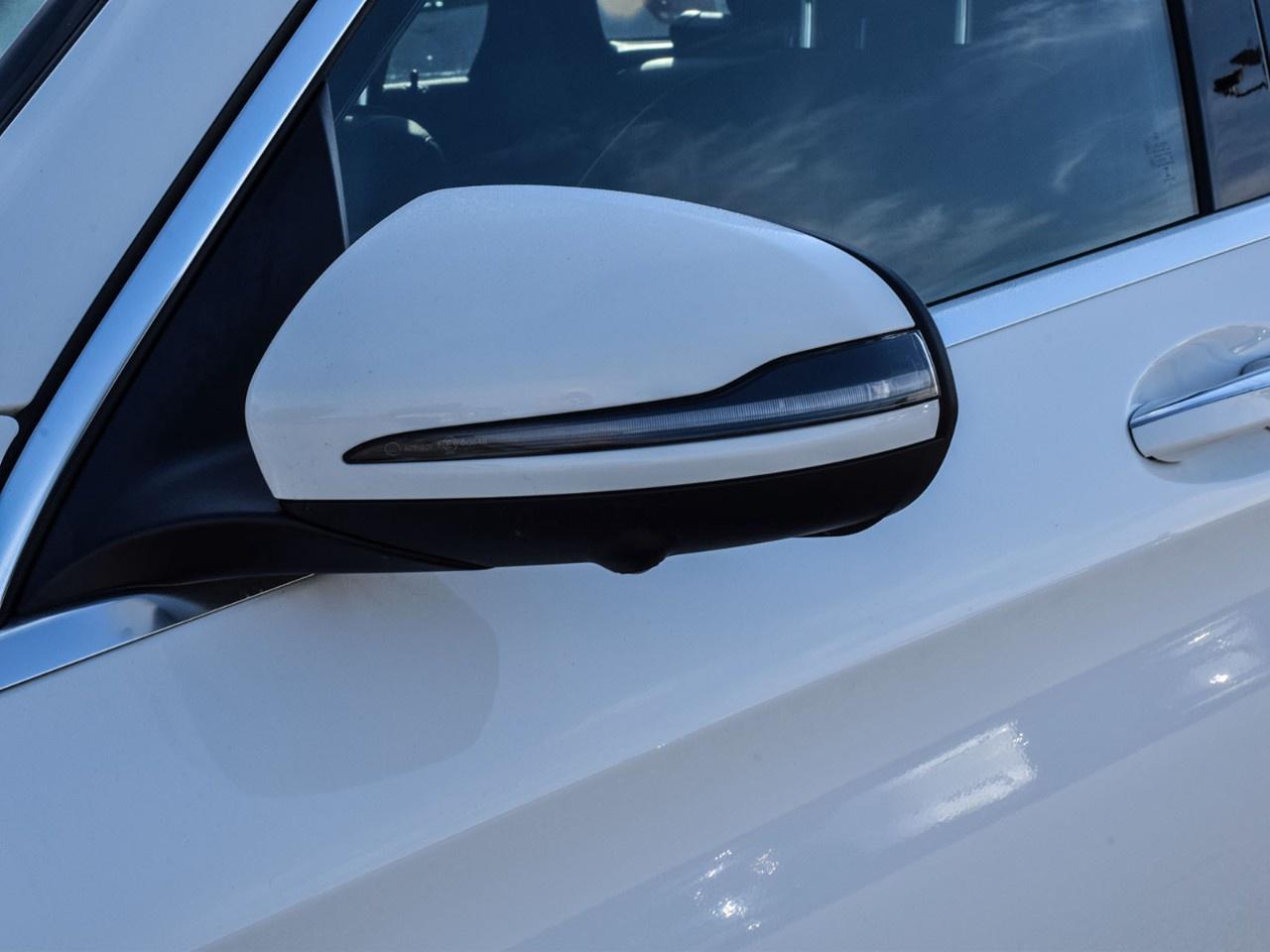 2022 Mercedes-Benz GLC GLC 300 4MATIC SUV Photo