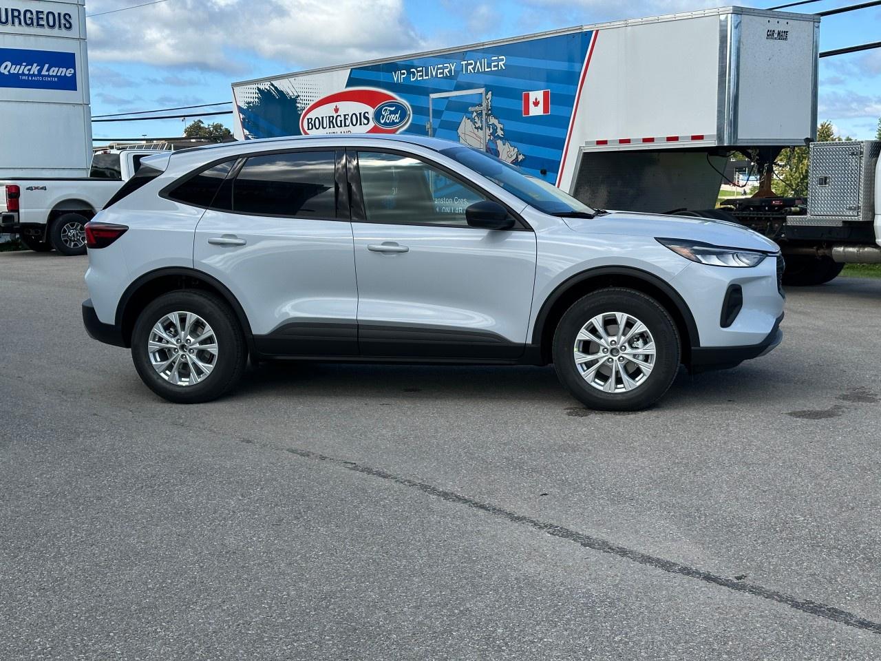 2025 Ford Escape Active AWD Photo4