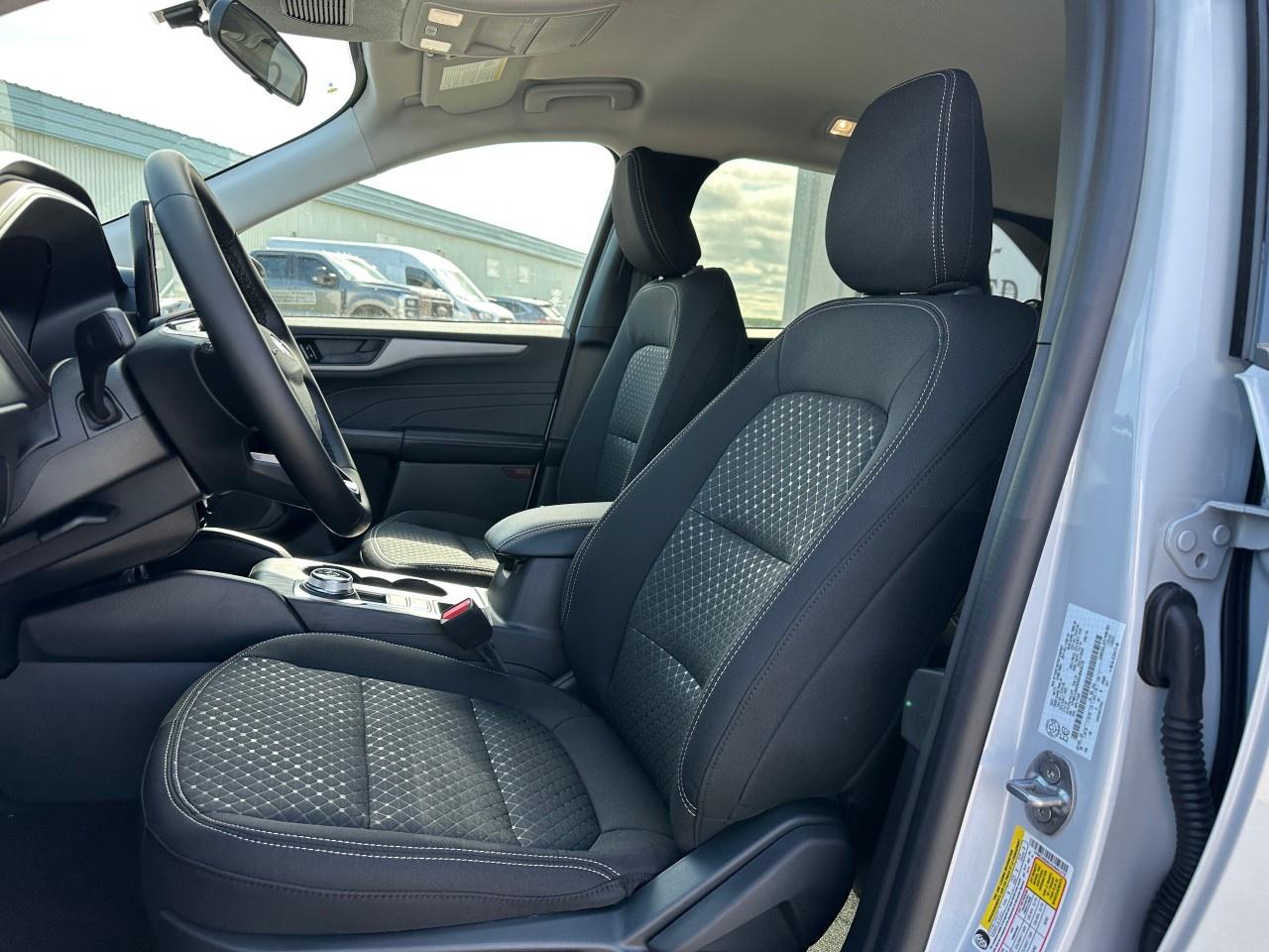 2025 Ford Escape Active AWD Photo