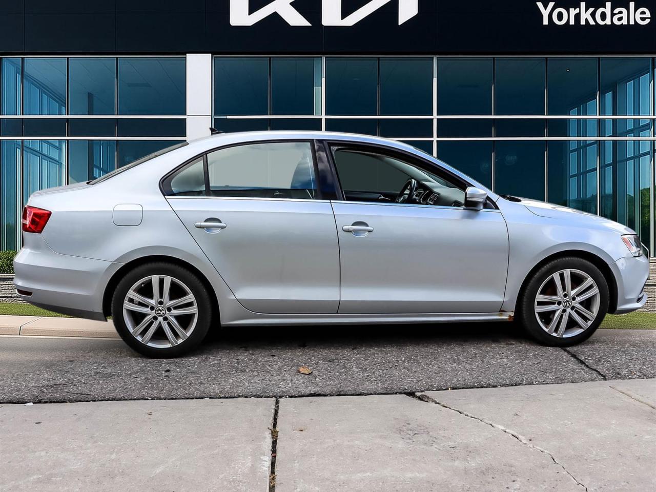 2015 Volkswagen Jetta 2.0 TDI Highline Photo