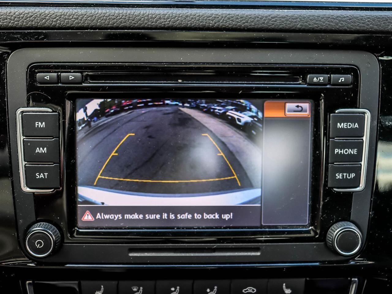 2015 Volkswagen Jetta 2.0 TDI Highline Photo