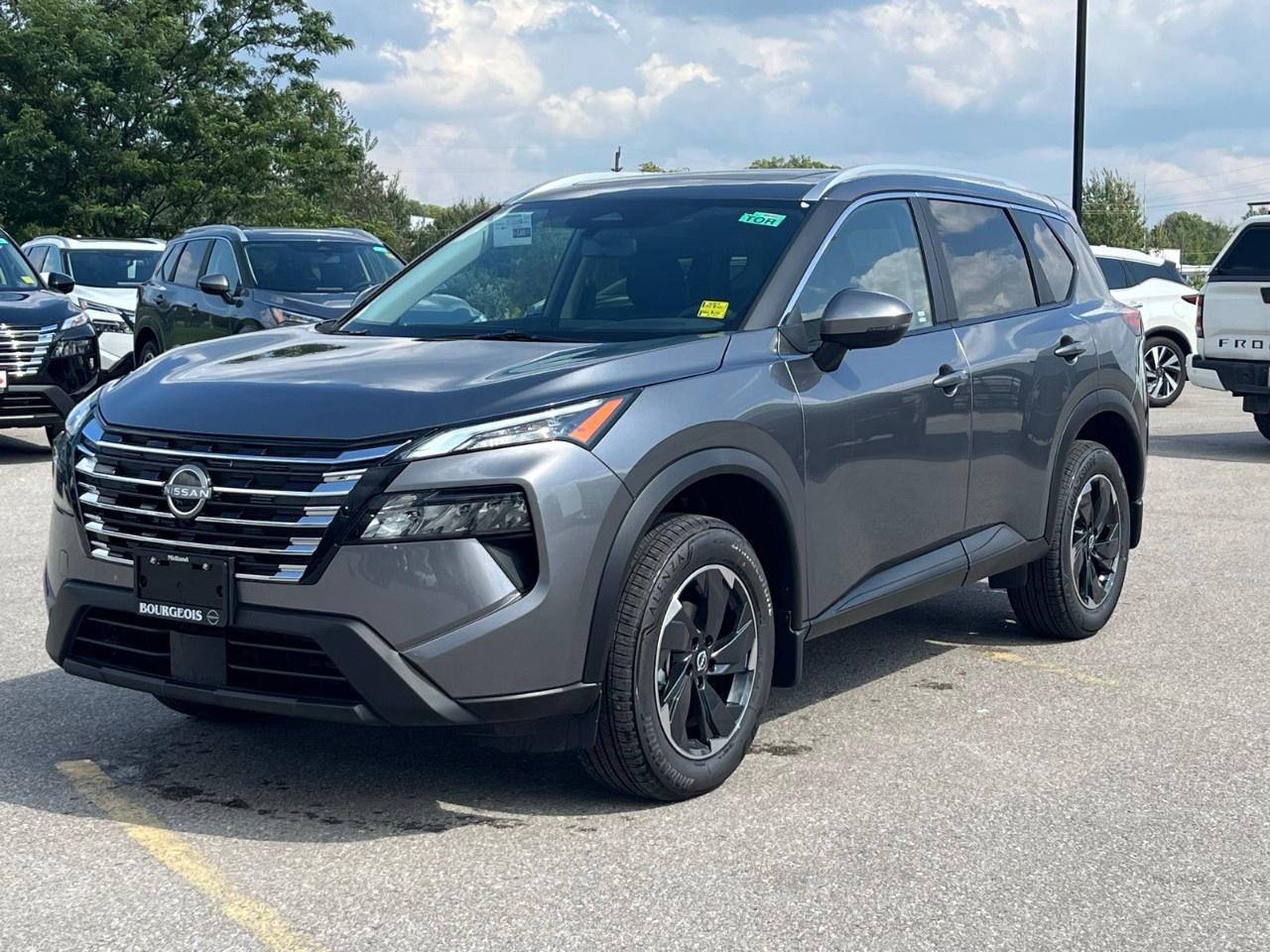 2026 Nissan Rogue AWD SV Moonroof Photo2