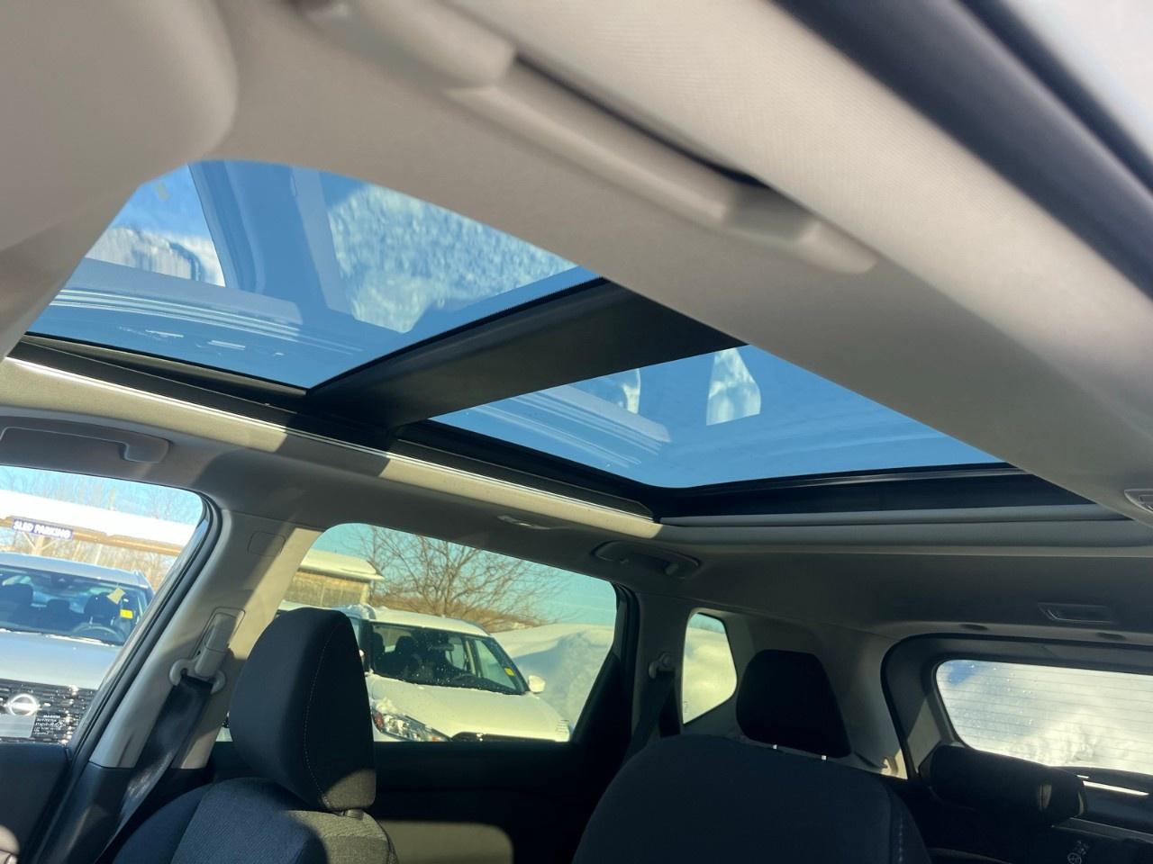 2026 Nissan Rogue AWD SV Moonroof Photo