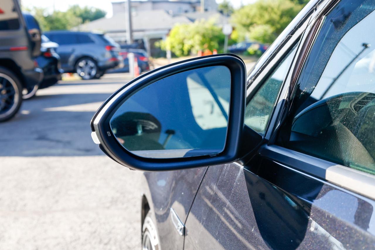 2016 Volkswagen Golf R Base Photo