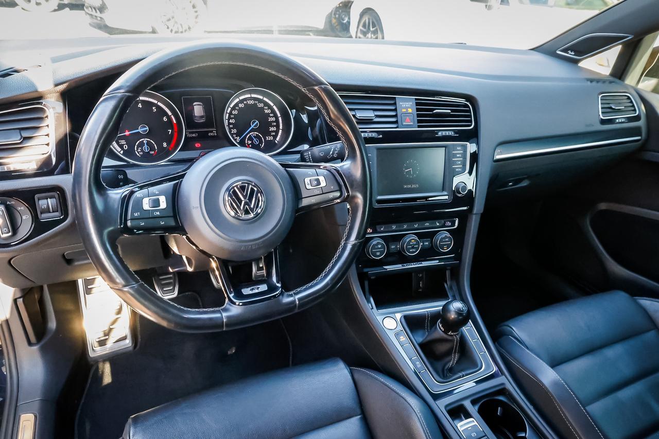 2016 Volkswagen Golf R Base Photo