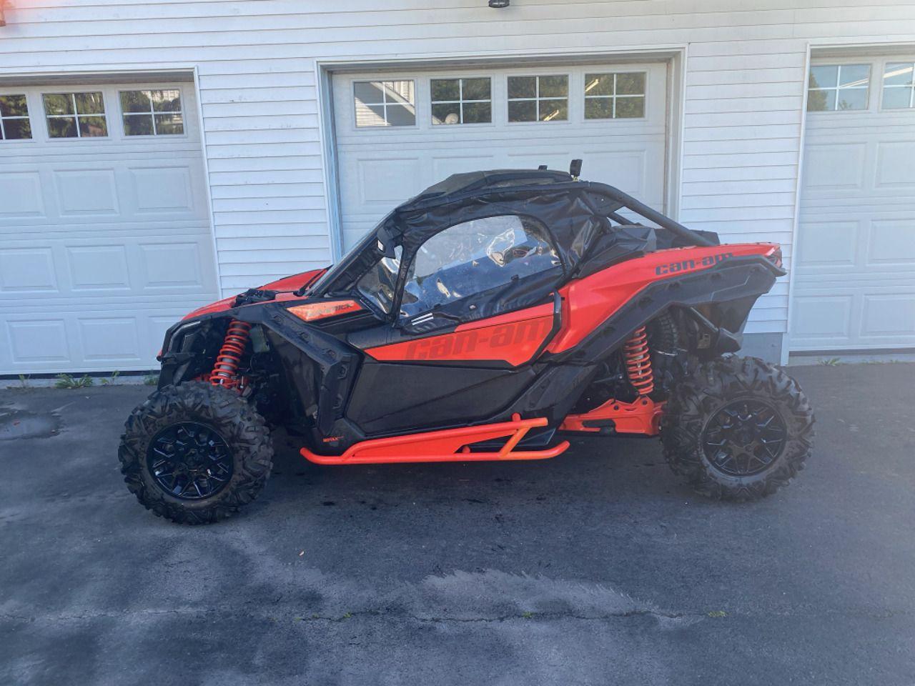 2019 Can-Am MAVERICK 1000 X3 Turbo DPS - Photo #6