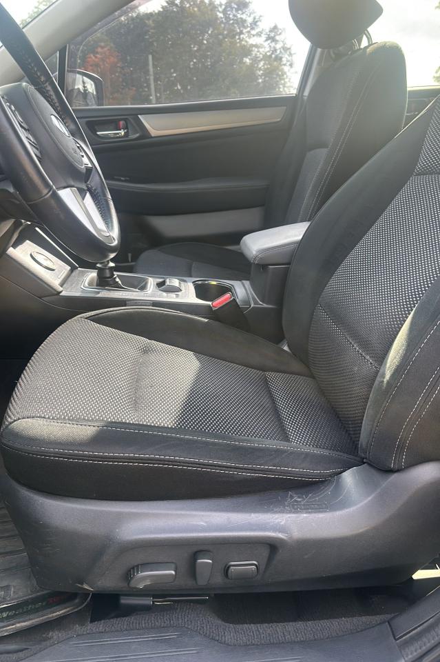 2016 Subaru Outback 2.5i w/Touring Pkg Photo4