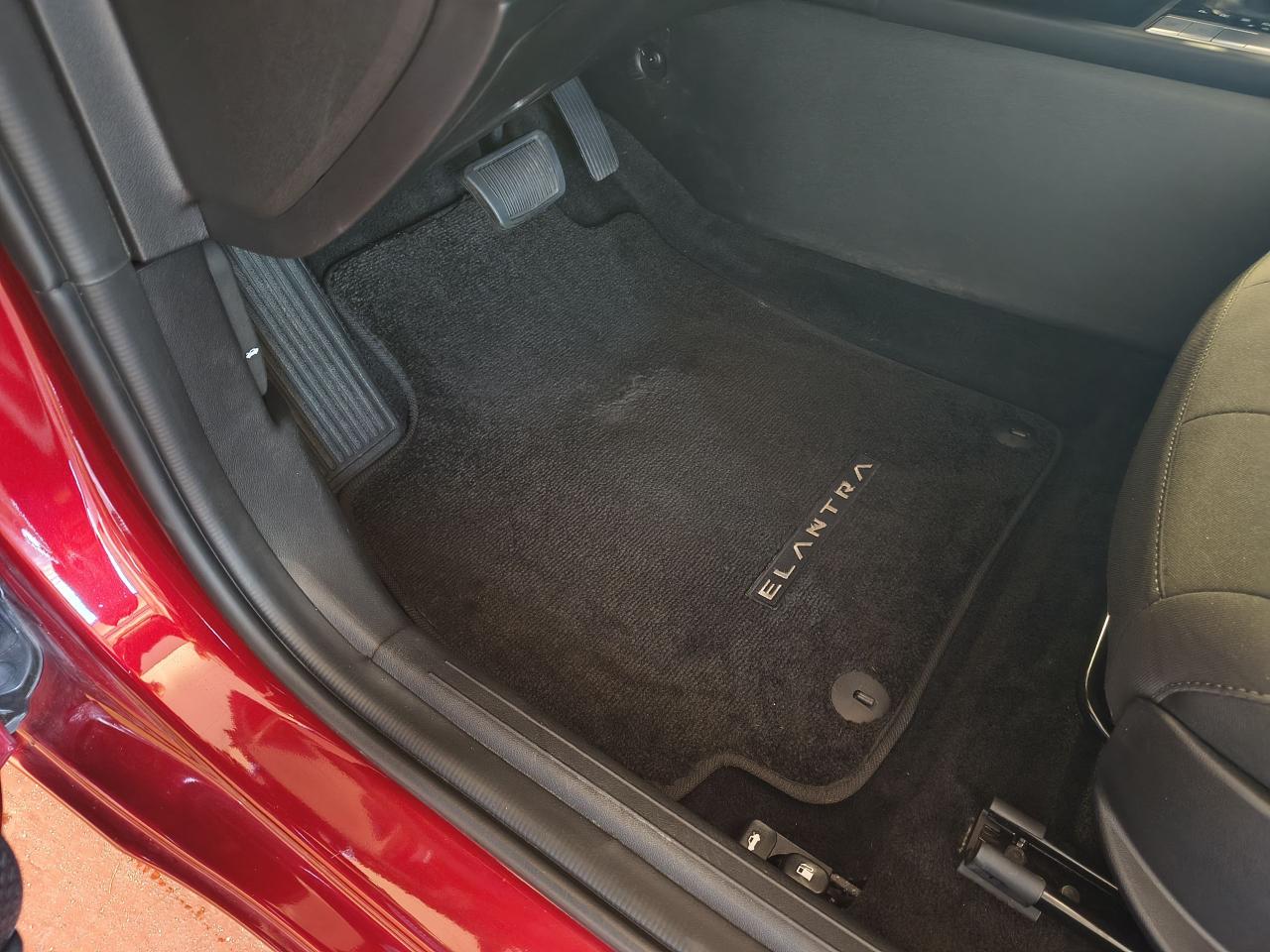 2024 Hyundai Elantra Preferred Photo0
