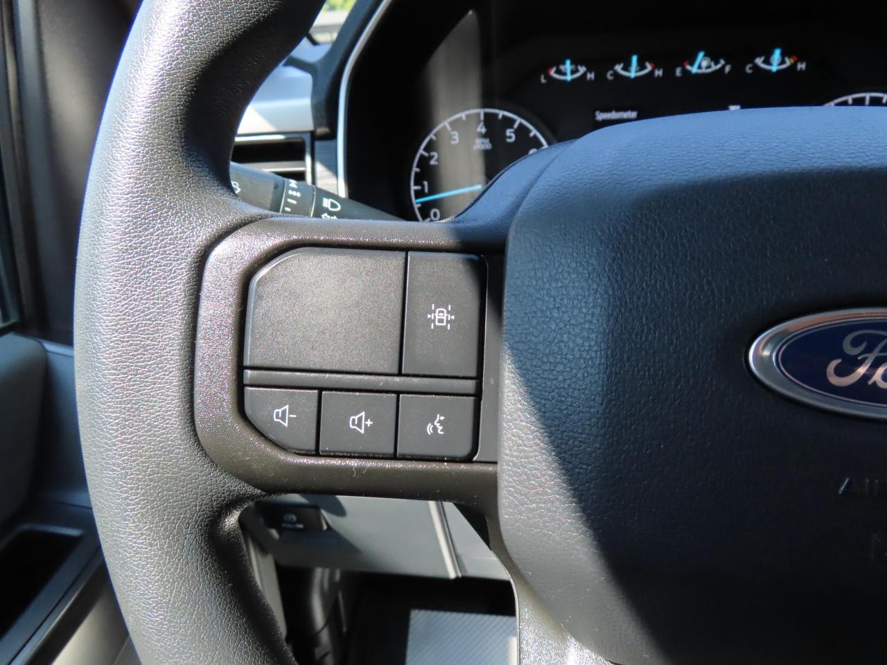 2022 Ford F-150 XL REGULAR CAB - LONG BED !!! Photo