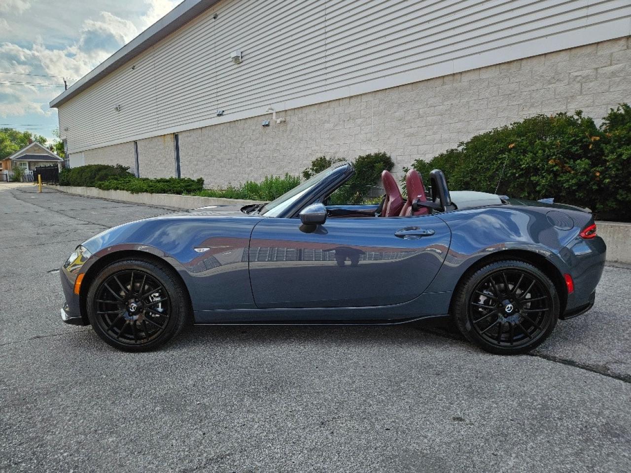2021 Mazda Miata MX-5 GT-6 SPEED-RED LEATHER-NAVIGATION Photo2