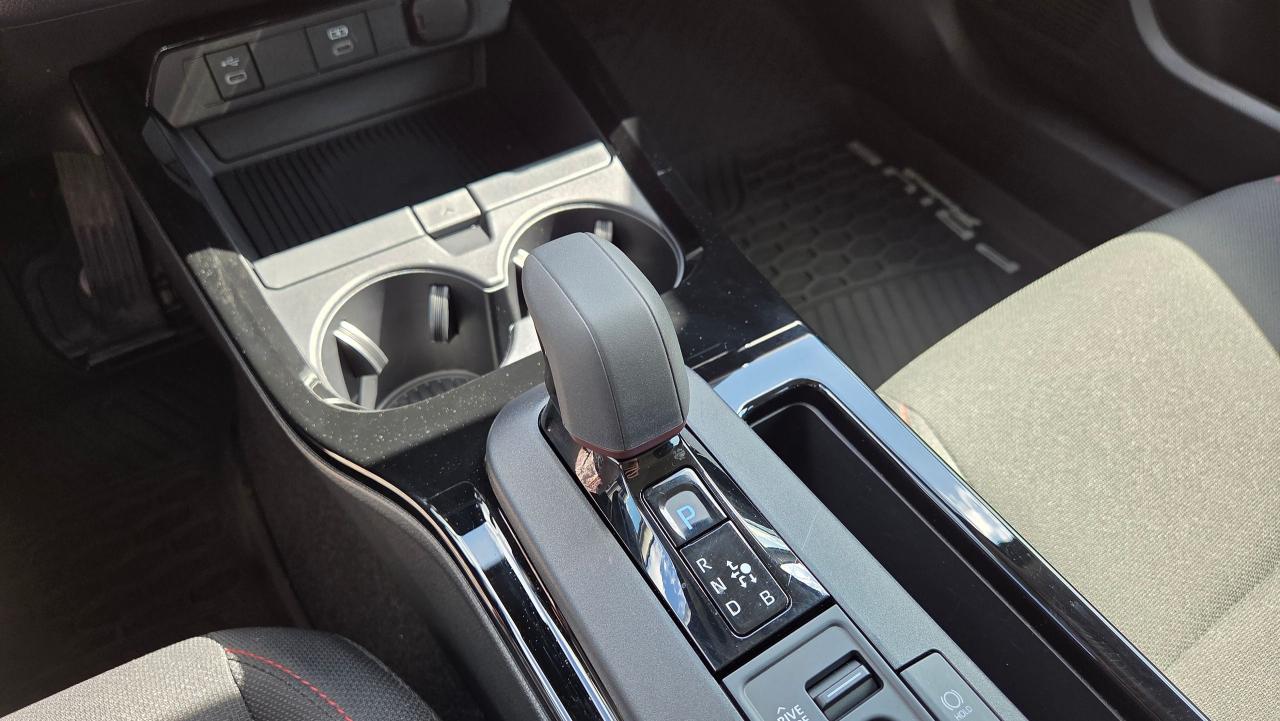 2024 Toyota Prius Prime SE - Photo #19