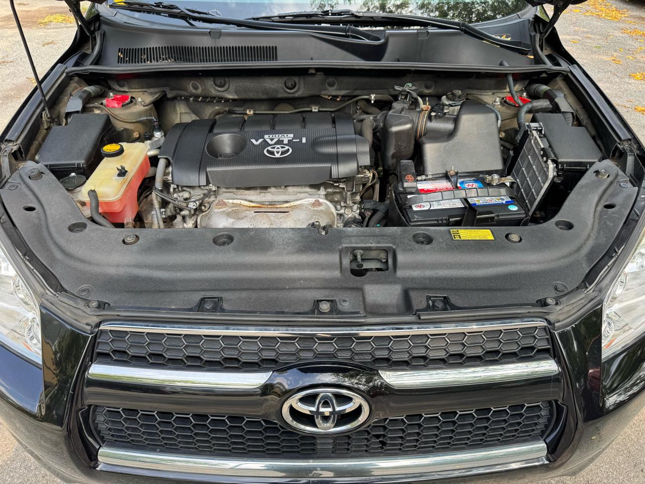 2010 Toyota RAV4 LIMITED  - Photo #19