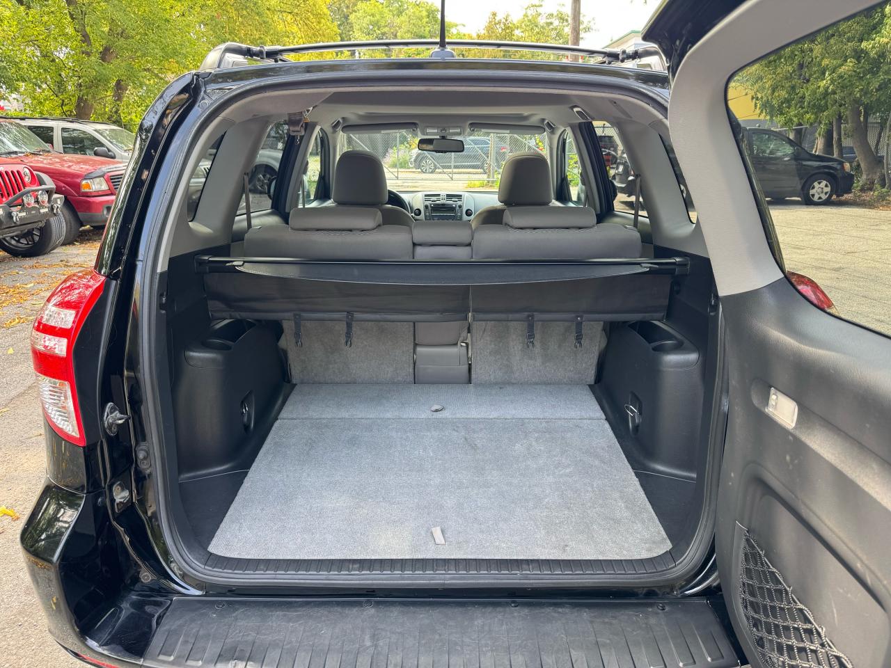 2010 Toyota RAV4 LIMITED  - Photo #18