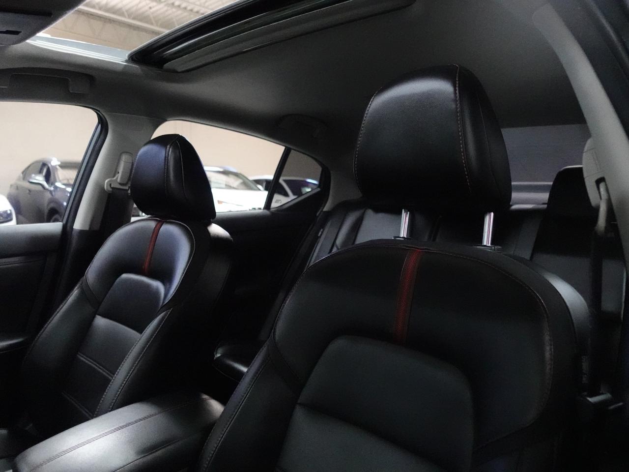 2022 Nissan Sentra SR | Leather | Sunroof | BSM | 360Cam | CarPlay