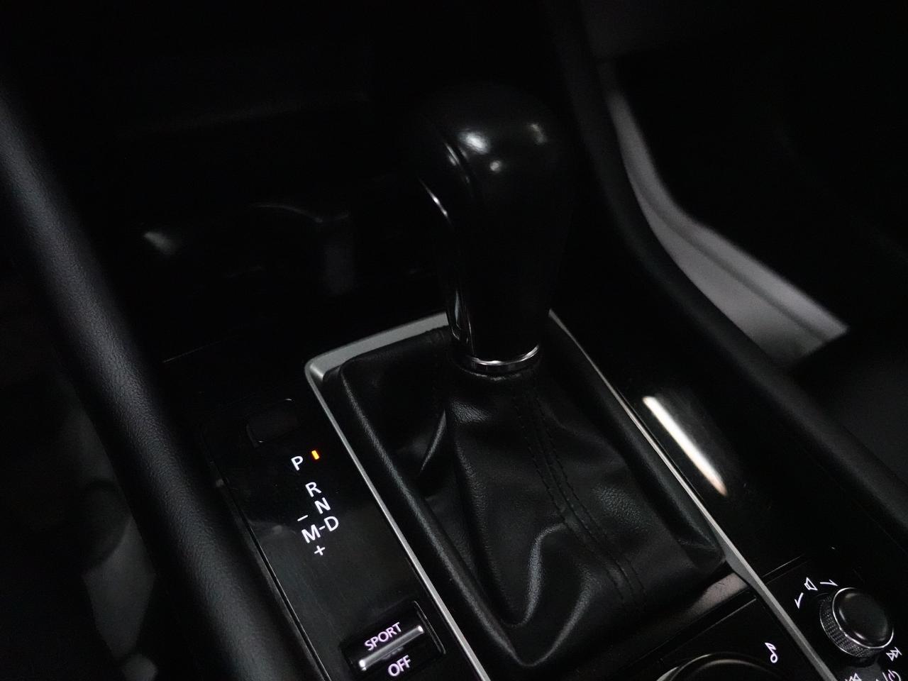 2024 Mazda MAZDA3 GS | Leather | Sunroof | ACC | BSM | CarPlay