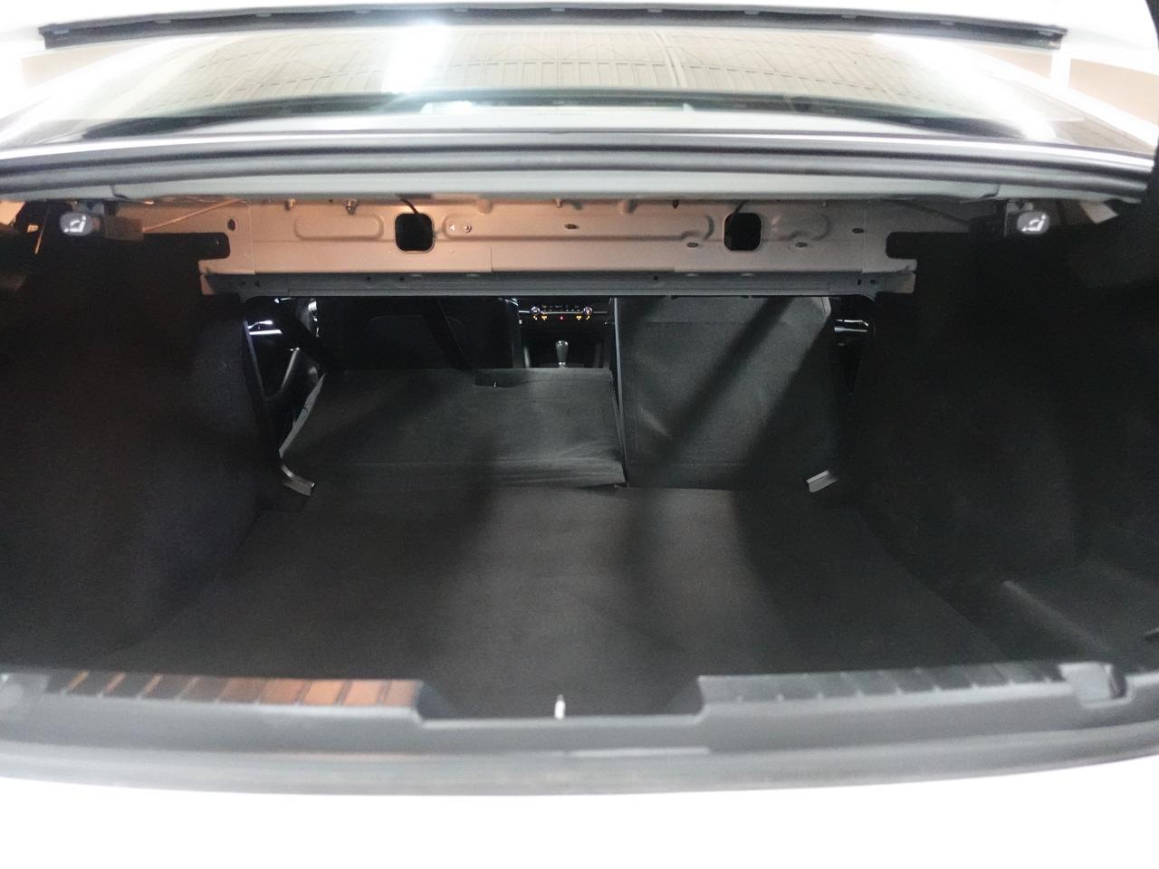 2024 Mazda MAZDA3 GS | Leather | Sunroof | ACC | BSM | CarPlay Photo