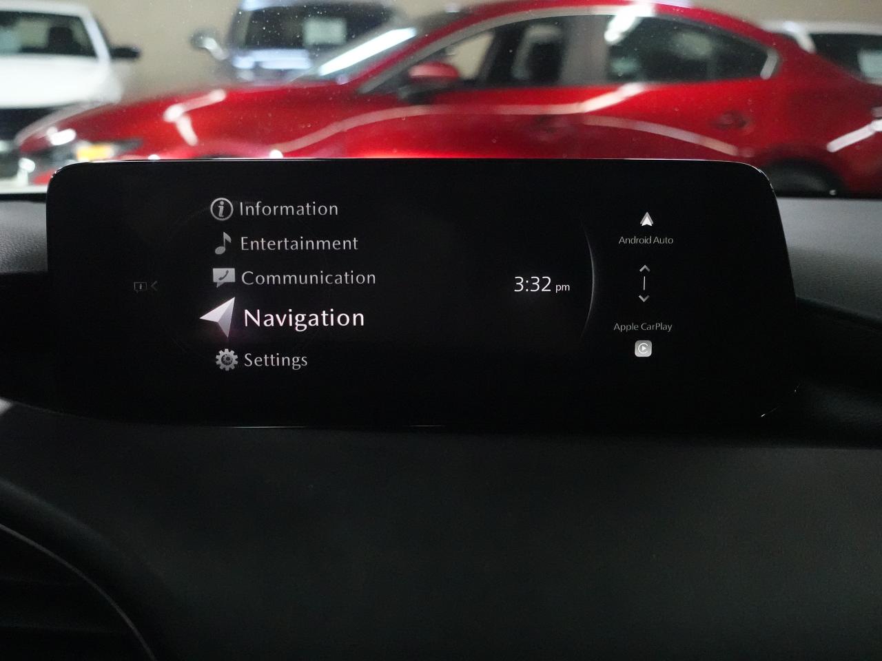 2024 Mazda MAZDA3 GS | Leather | Sunroof | ACC | BSM | CarPlay