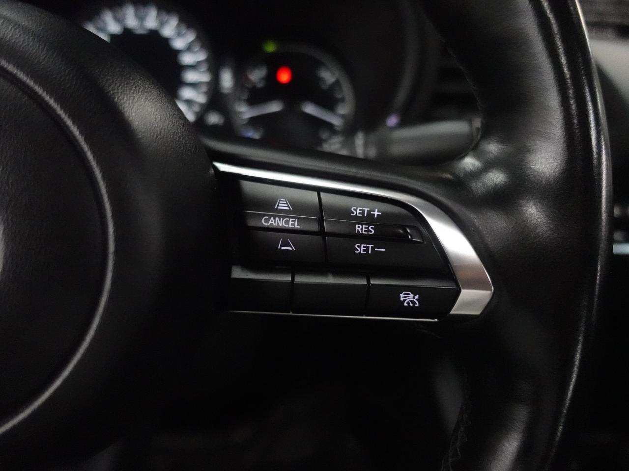 2024 Mazda MAZDA3 GS | Leather | Sunroof | ACC | BSM | CarPlay