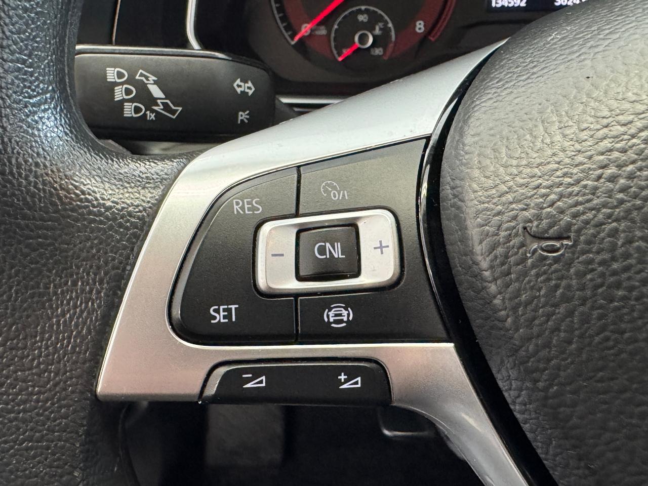2019 Volkswagen Jetta Comfortline+New Tires+Brakes+ApplePlay+A/C Photo40