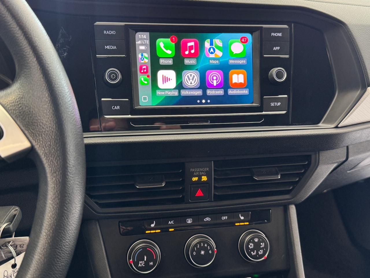 2019 Volkswagen Jetta Comfortline+New Tires+Brakes+ApplePlay+A/C Photo12