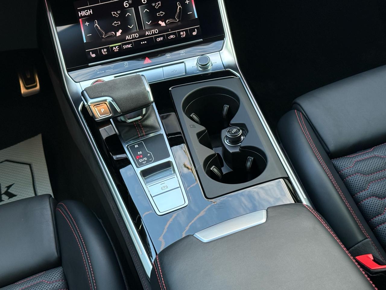 2021 Audi RS 6 Avant BlackOptics|CarbonINT|OneOwner| - Photo #10