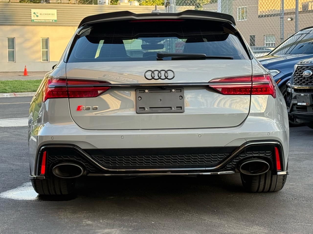 2021 Audi RS 6 Avant BlackOptics|CarbonINT|OneOwner| - Photo #4
