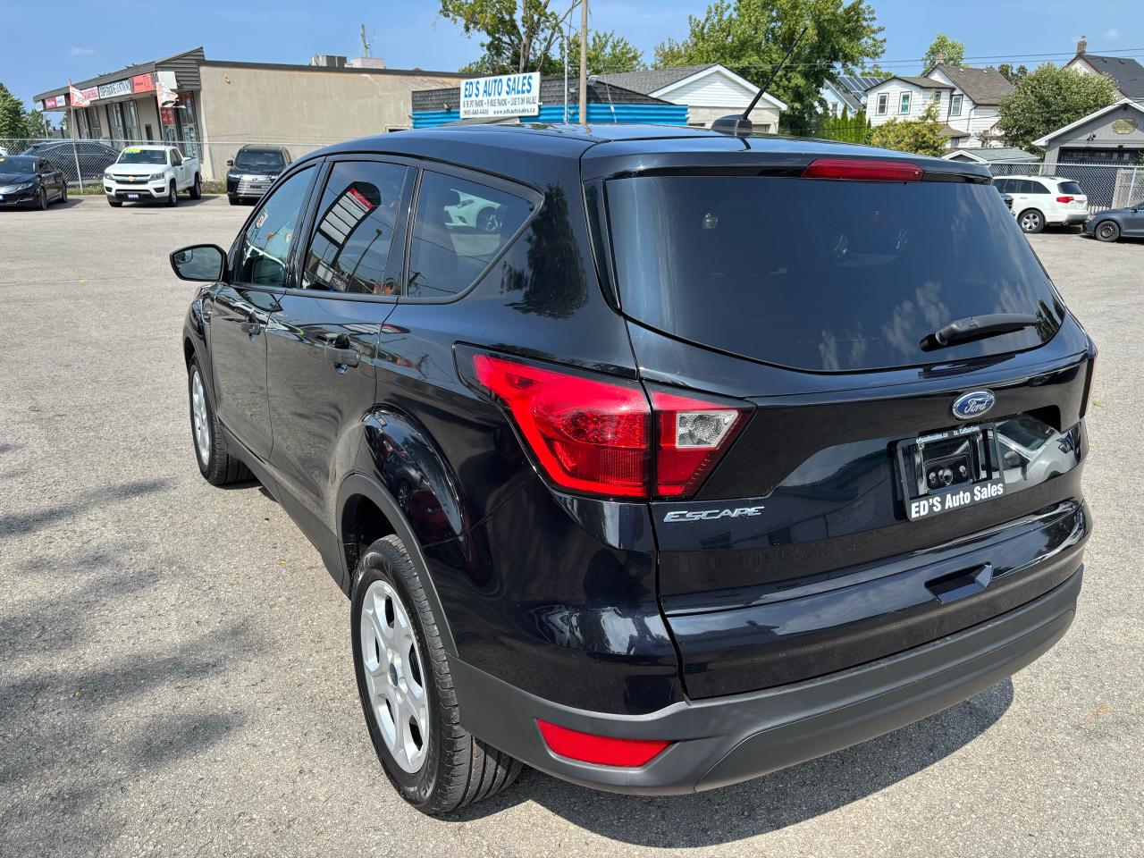 2019 Ford Escape S, Front Wheel Drive, New Brakes, Back-Up-Camera Photo4