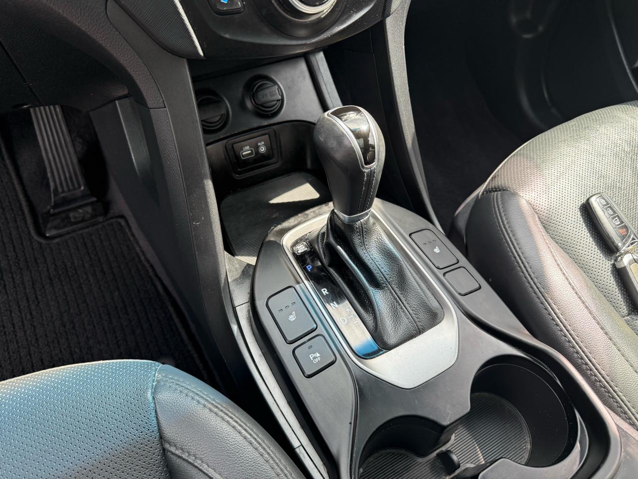 2018 Hyundai Santa Fe Sport Luxury AWD PANORAMIC ROOF NAVIGATION - Photo #11