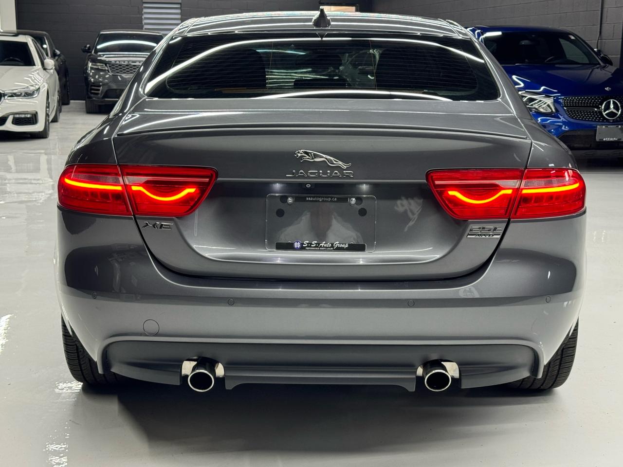 2018 Jaguar XE R-SPORT|25T|NAV|BACKUP|BSM|LKA|FCW| Photo4