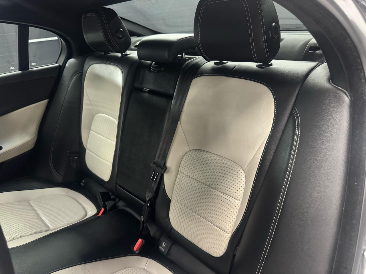 2018 Jaguar XE R-SPORT|25T|NAV|BACKUP|BSM|LKA|FCW| - Photo #26