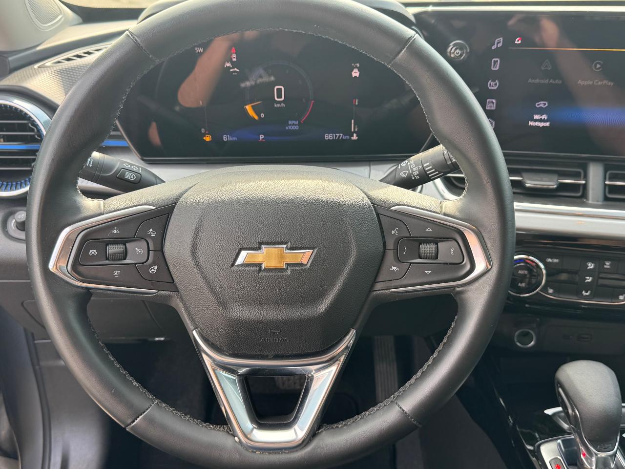 2024 Chevrolet Trax LT **CLEAN CARFAX** - Photo #16