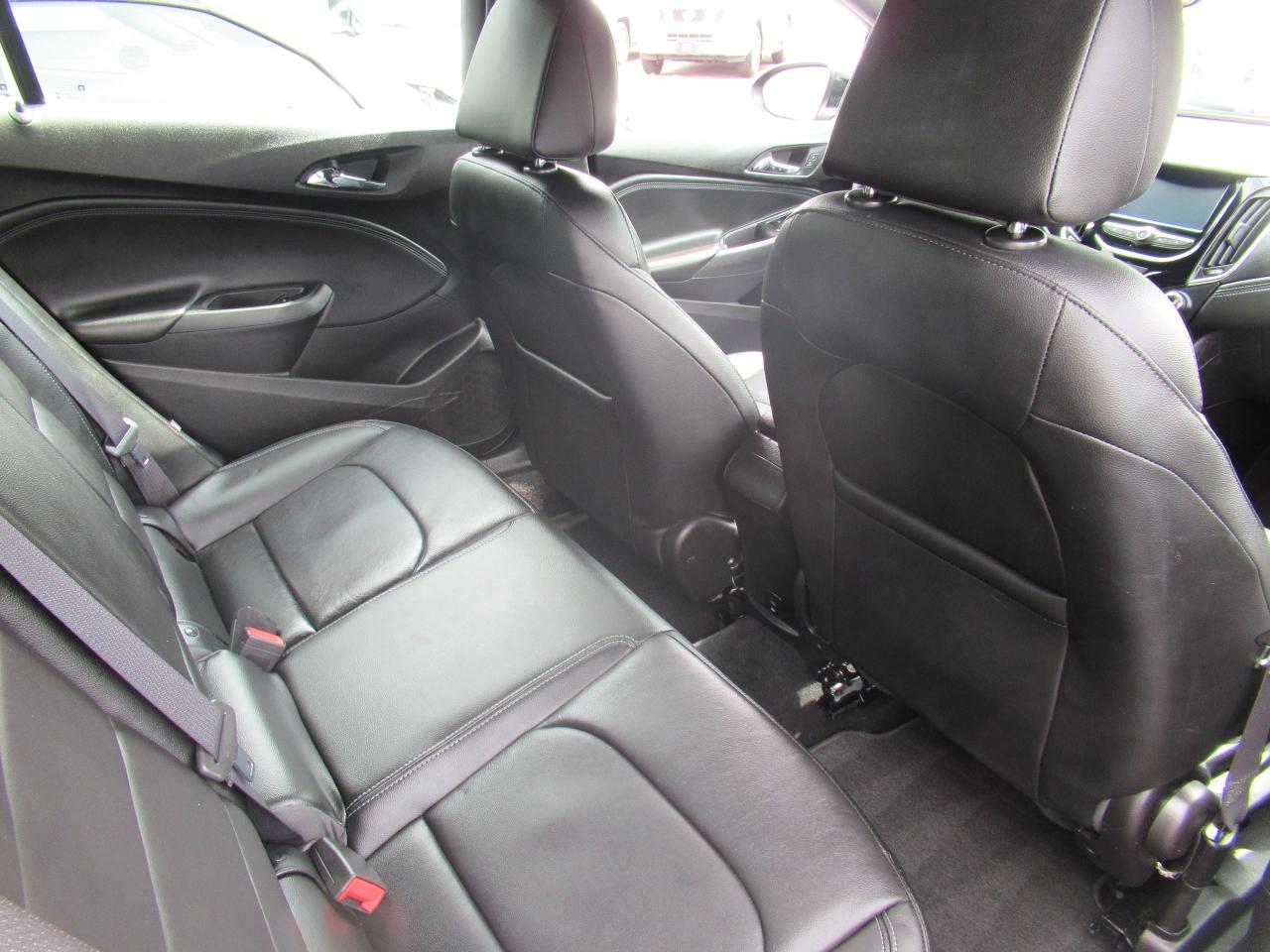 2017 Chevrolet Cruze Premier - Photo #7