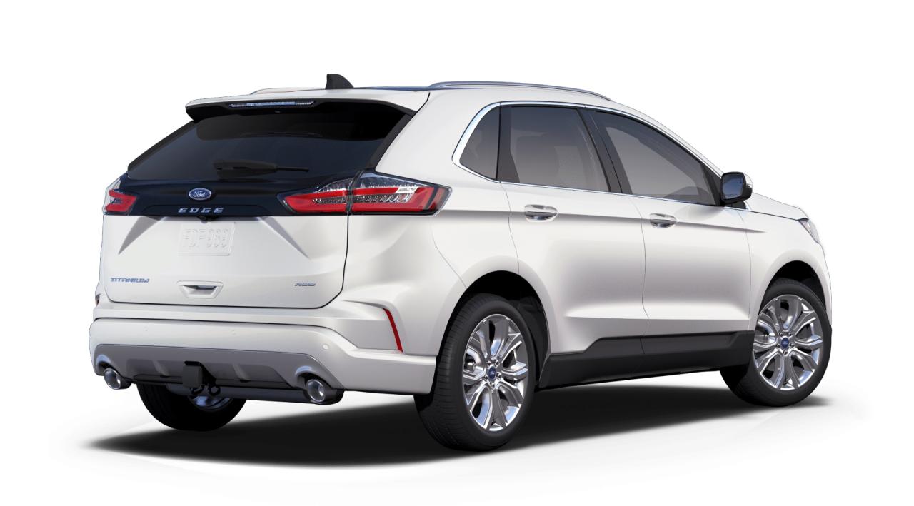 2022 Ford Edge Titanium Photo