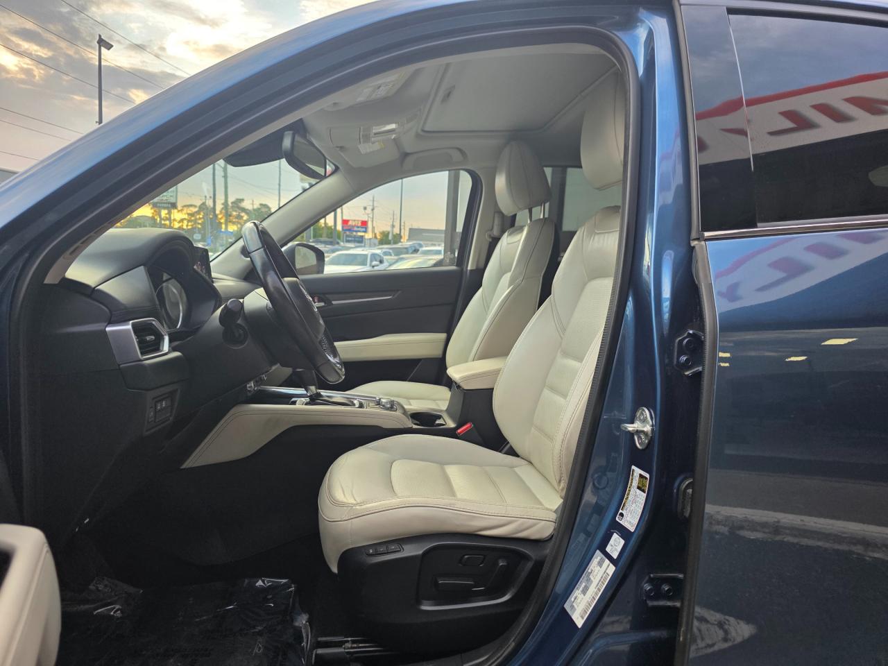 2018 Mazda CX-5 GT Leather | Sunroof | Navi | BOSE | BSM | i-Active Sense Photo