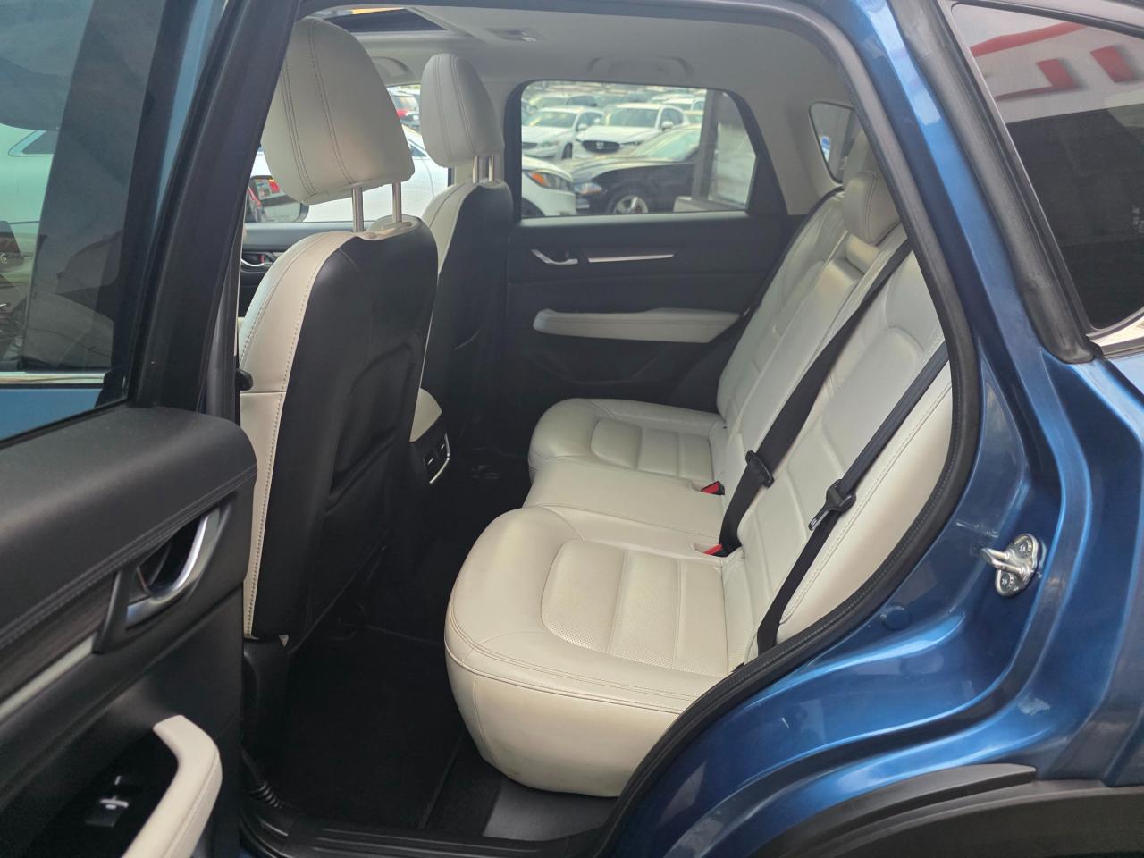 2018 Mazda CX-5 GT Leather | Sunroof | Navi | BOSE | BSM | i-Active Sense Photo