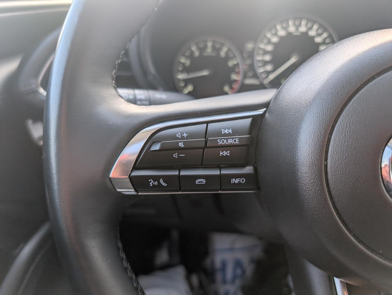 2024 Mazda MAZDA3 GS Photo