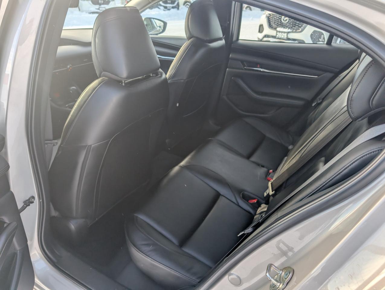 2024 Mazda MAZDA3 GS Photo