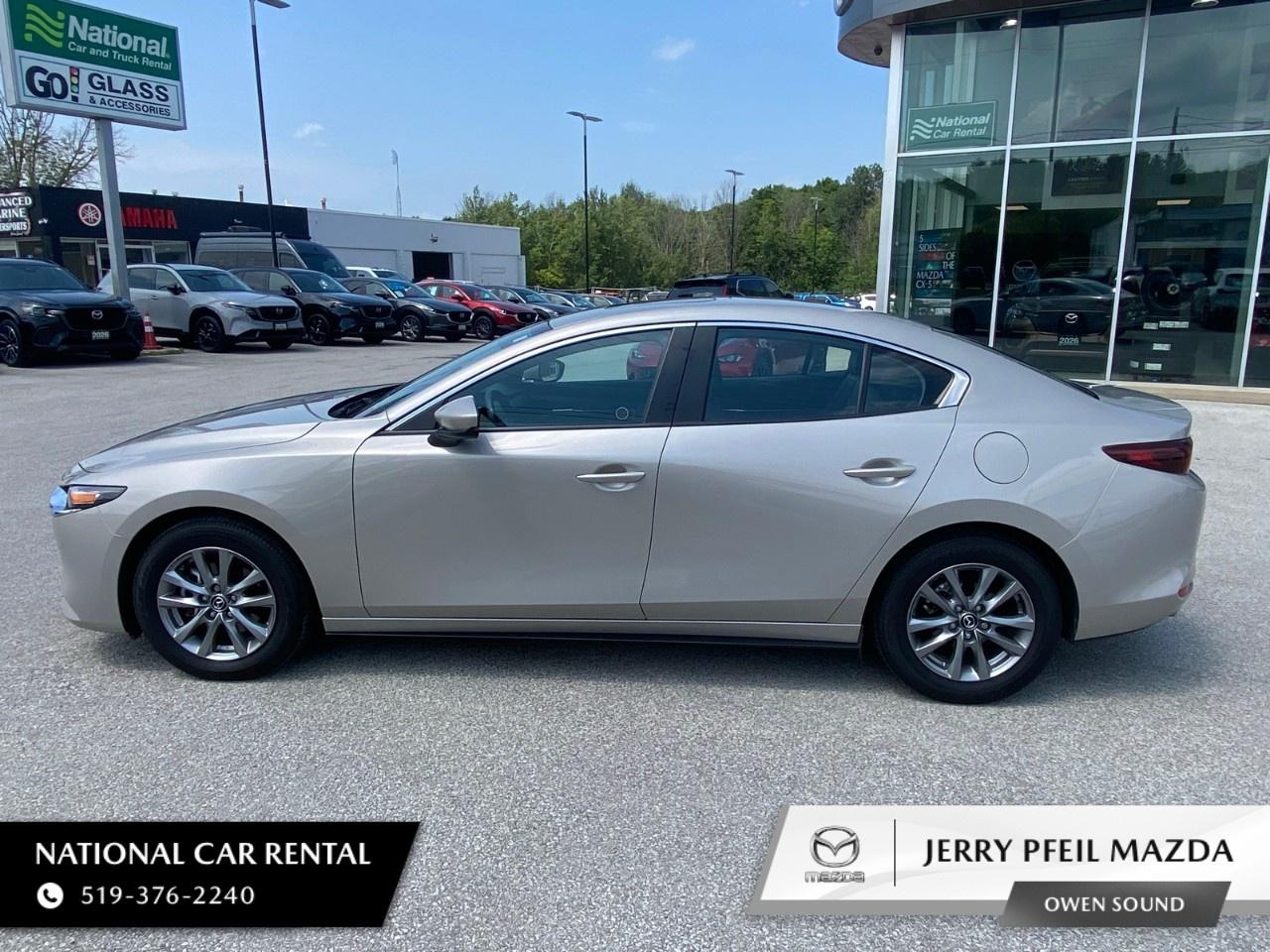 2024 Mazda MAZDA3 GS Auto i-ACTIV AWD Photo1