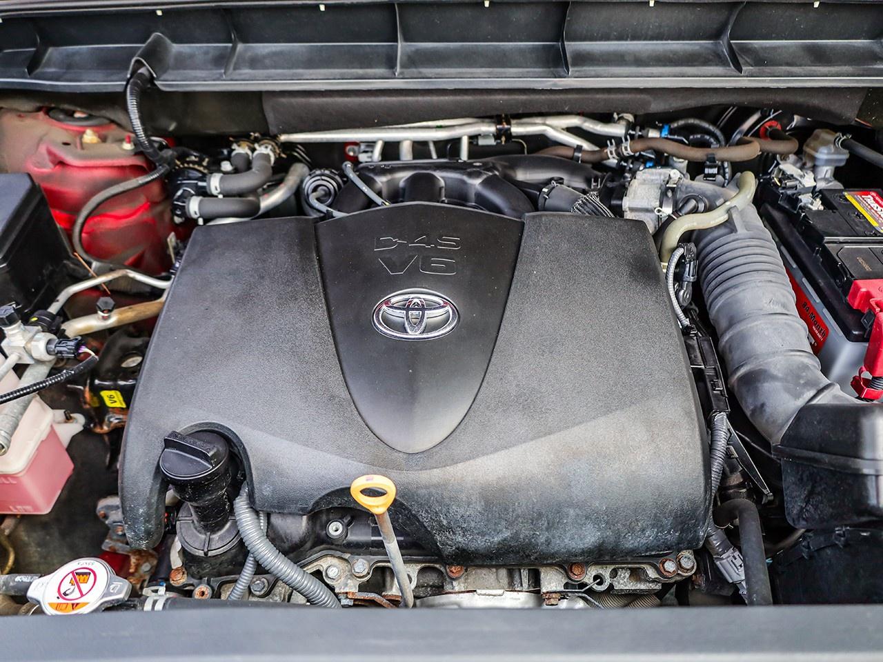 2021 Toyota Highlander XSE Photo4