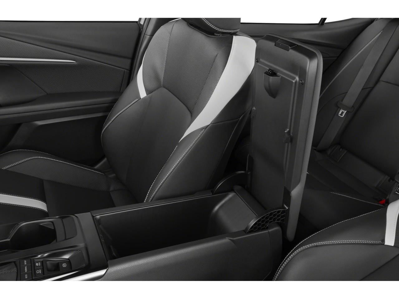 2025 Toyota Camry SE Upgrade - Photo #10