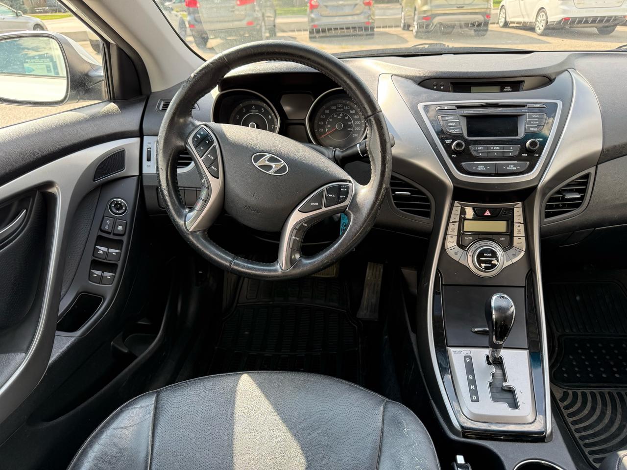 2013 Hyundai Elantra Limited Photo