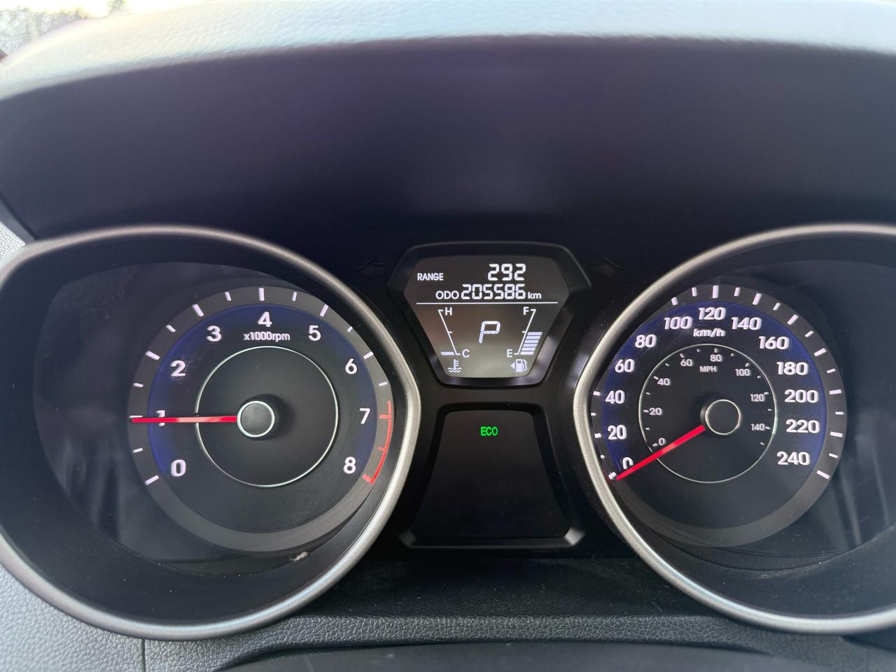 2013 Hyundai Elantra Limited Photo